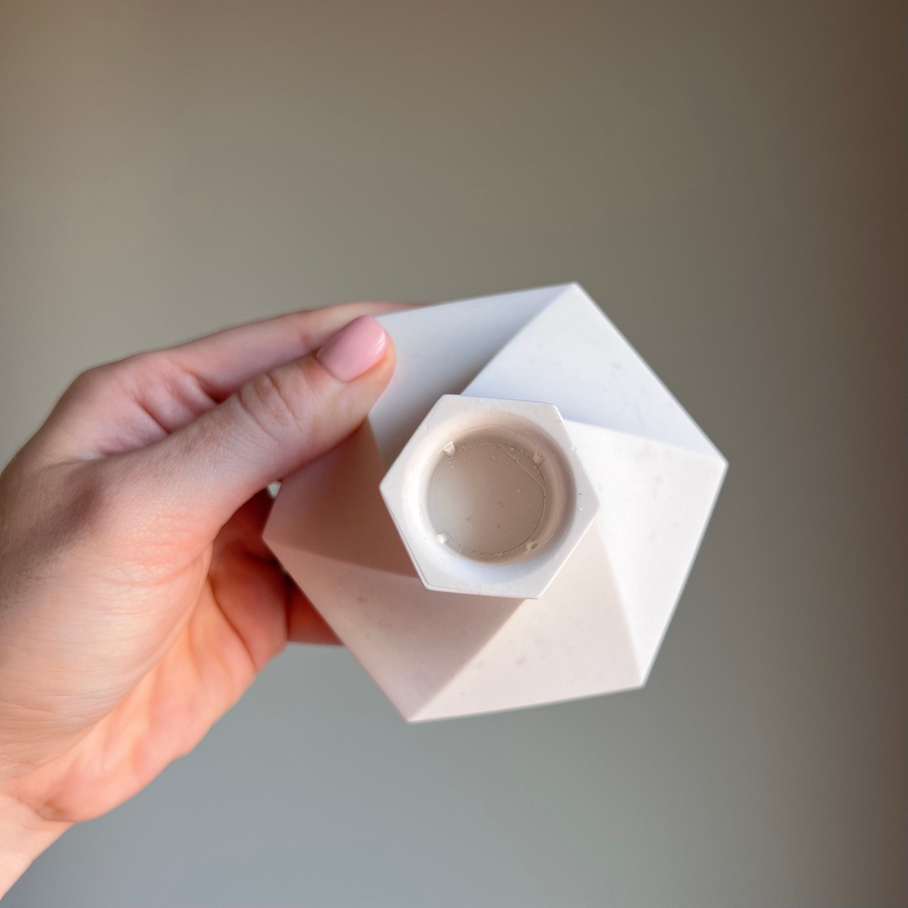 Swirl Candlestick Holder: Jesmonite Table Decor